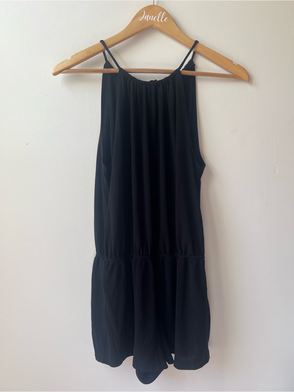Forever 21 Black Halter Romper (MEASUREMENTS BELOW👇🏼)